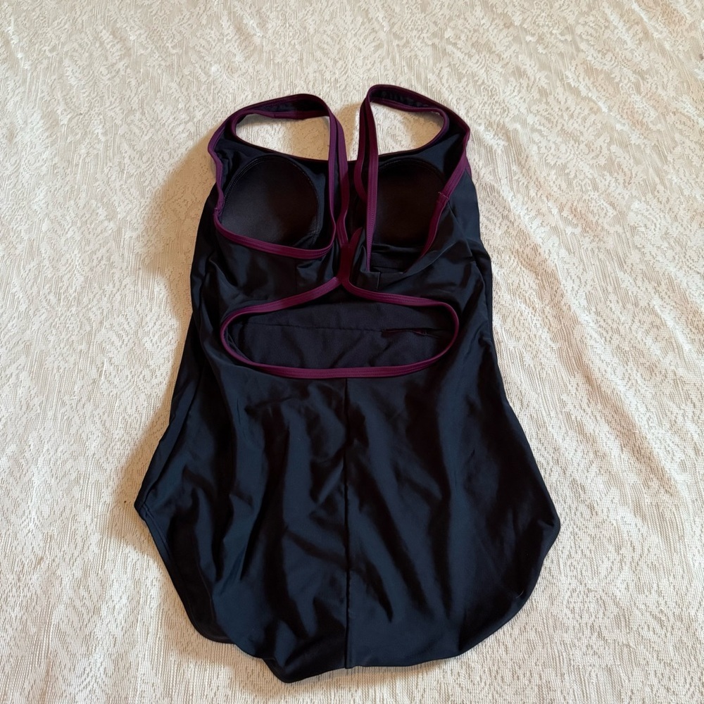 Speedo racerback one piece swimsuit - Picture 9 of 12